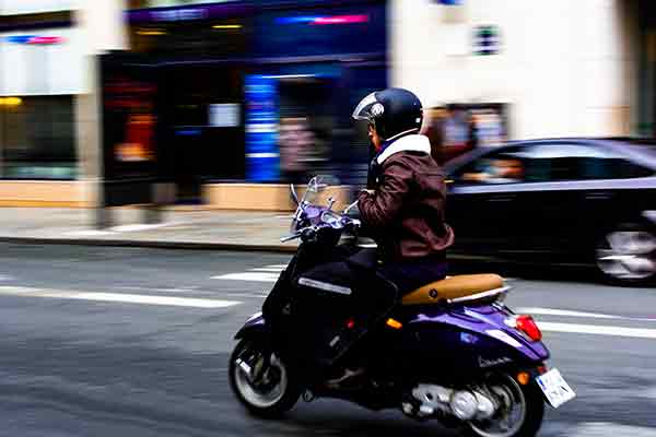 Déclaration de cession et certificat d’immatriculation pour un scooter d’occasion